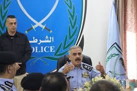 خلال إجتماعه مع قيادة الشرطة اللواء يوسف الحلو سيادة القانون وخدمة المواطن من أولى أولوياتنا